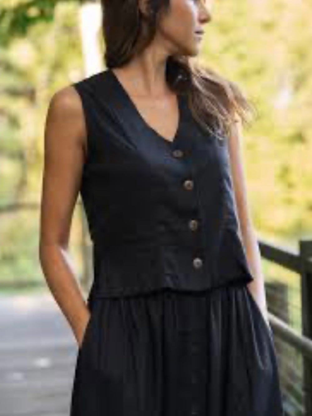 Liz Alig black vest shirt in linen